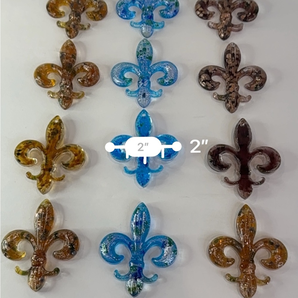Fabulous Murano-Style Glass Fleur-de-Lis Accent Set Gold, Blue, Bronze 2” x 2.5” - Picture 6 of 16